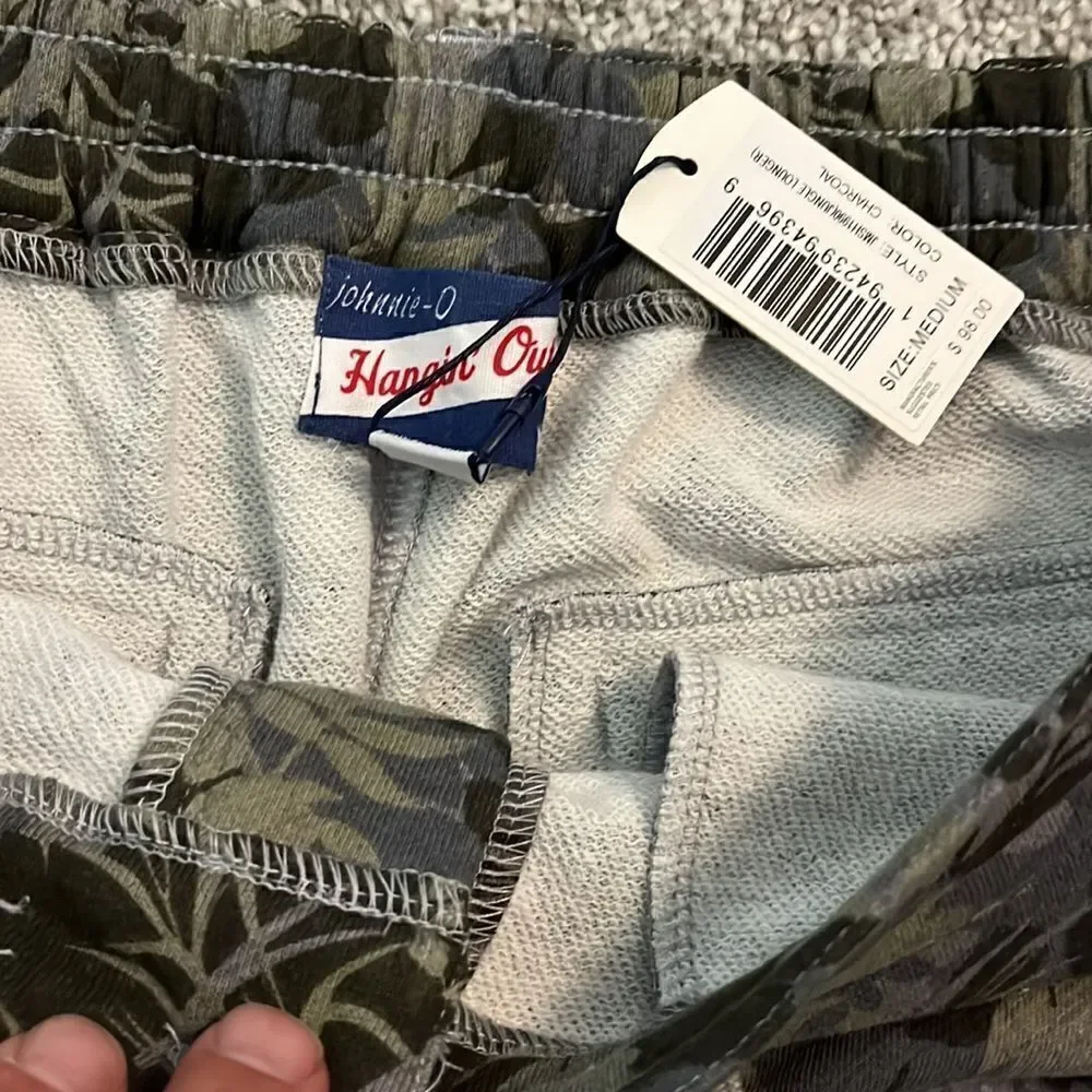 New Johnnie-O Fleece Terry cotton poly Jungle Lounger Cargo Camouflage shorts M